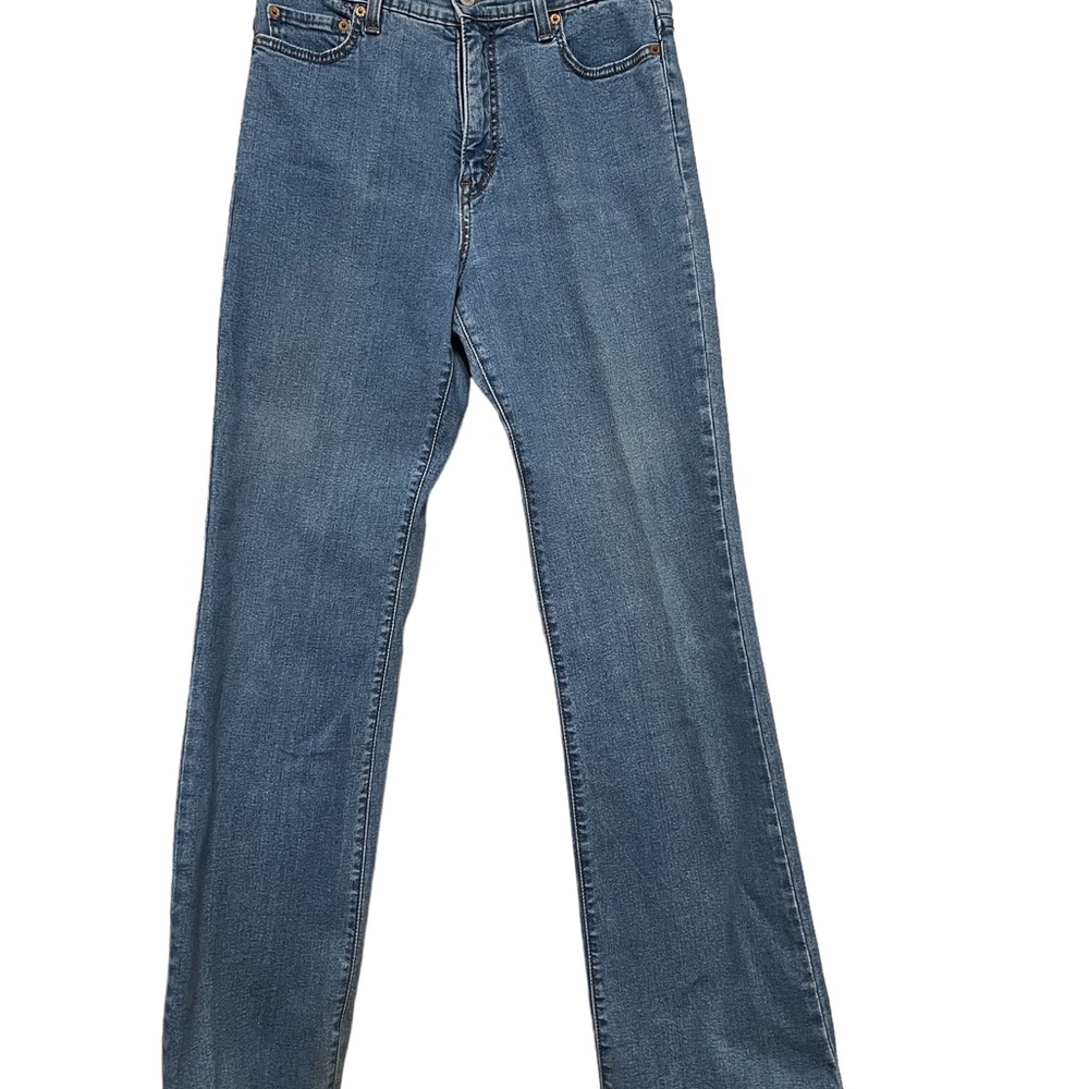 Women’s Levi’s Perfectly Slimming Straight cut Blue Jeans Size Medium
